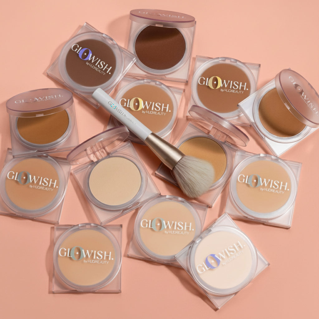 Huda Beauty GloWish Pressed Powder — producto y packaging con espejo compacto