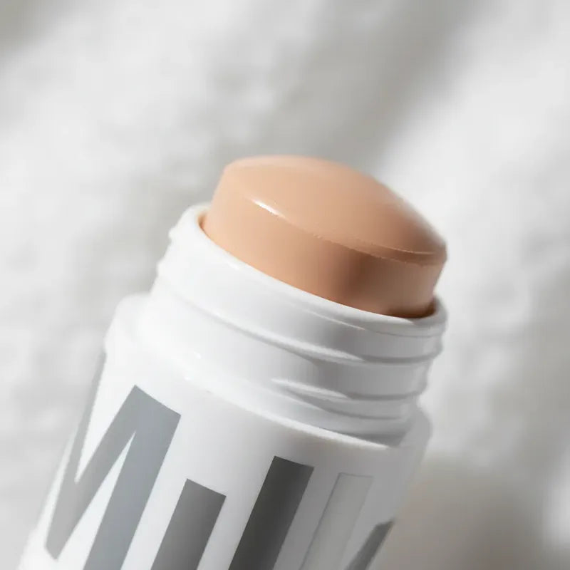 Milk Makeup Highlighter Stick Mini Tono Lit — Detalle | Glowup