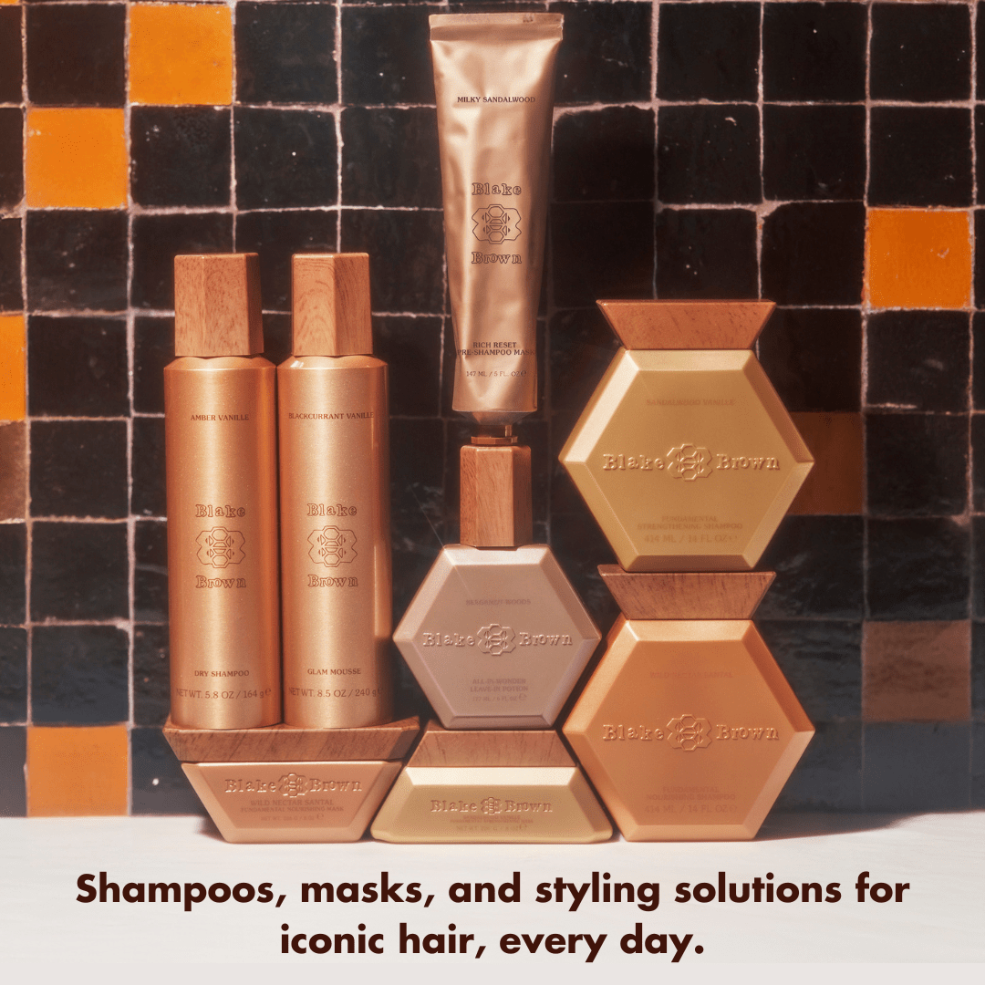 Blake Brown Nourishing Mask aplicación cabello detalle