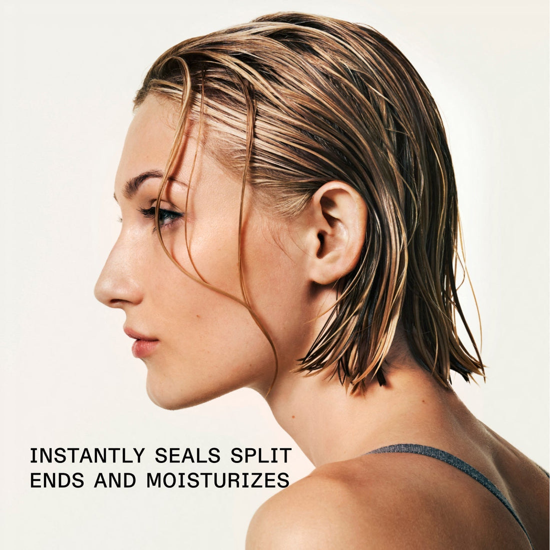 Aplicación del Olaplex Nº.5 Leave-In sobre cabello húmedo para hidratar y reparar