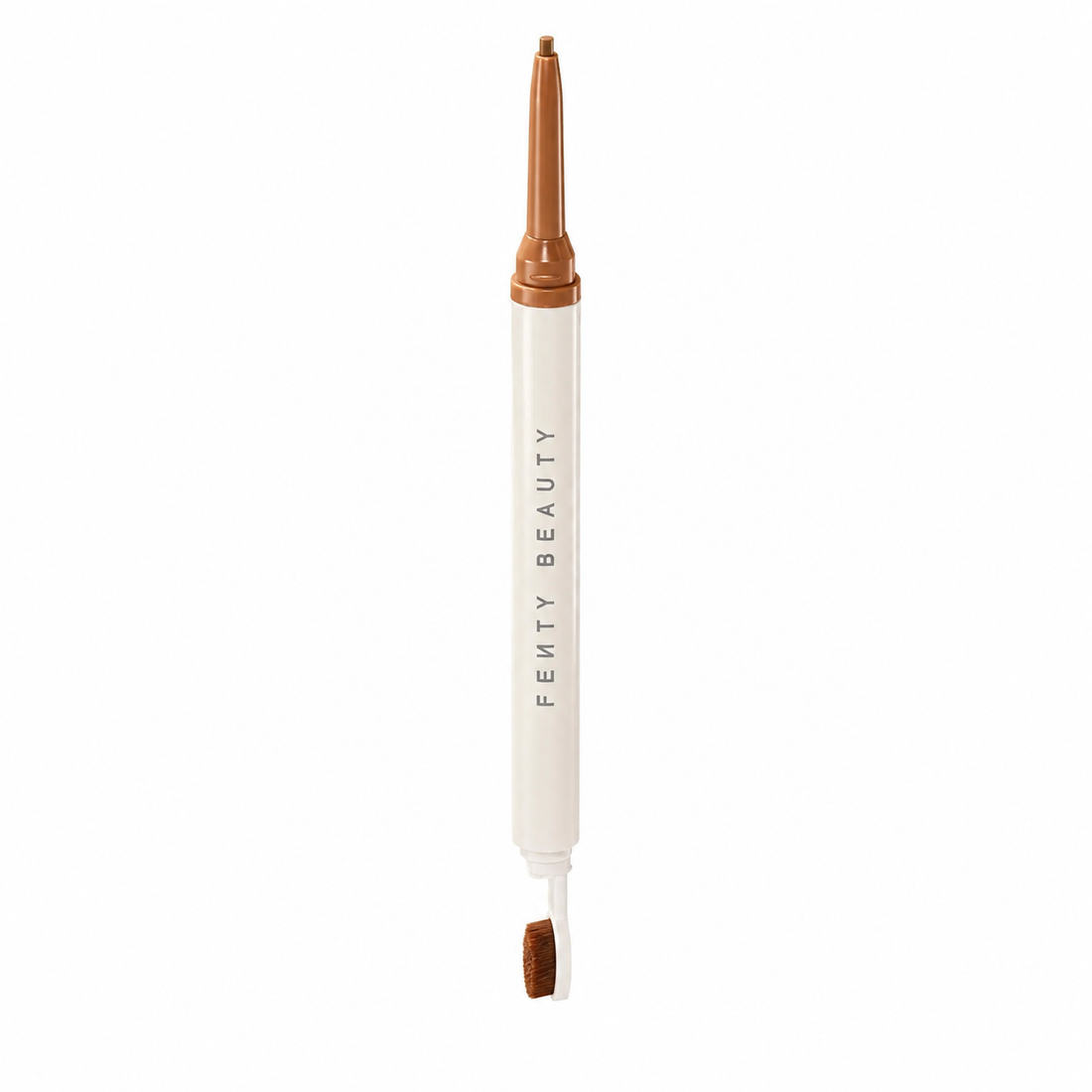 Lápiz de cejas Fenty Beauty Brow MVP tono Medium Blonde sobre fondo blanco